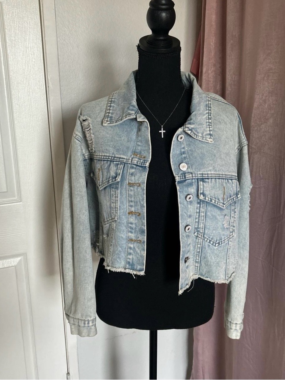 SHEIN Light Blue Distressed Cropped Denim Jacket